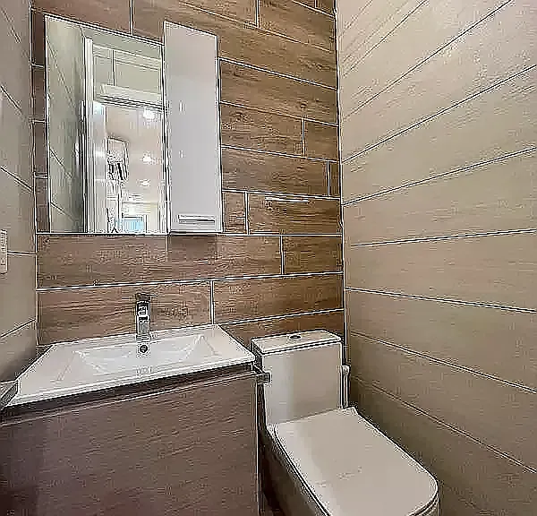 570 Evergreen Ave #2A — Photo 6