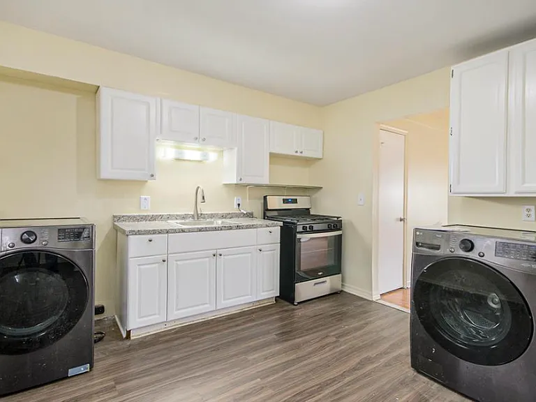 14824 Myola Ave — Photo 6