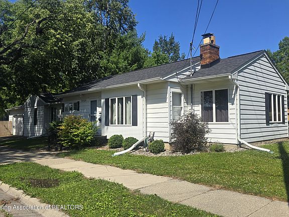 3rd image of 3521 Wildwood Ave