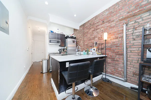 Rented by Living New York | media 2