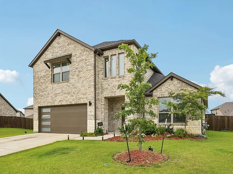 1633 Havenrock Dr — Photo 2