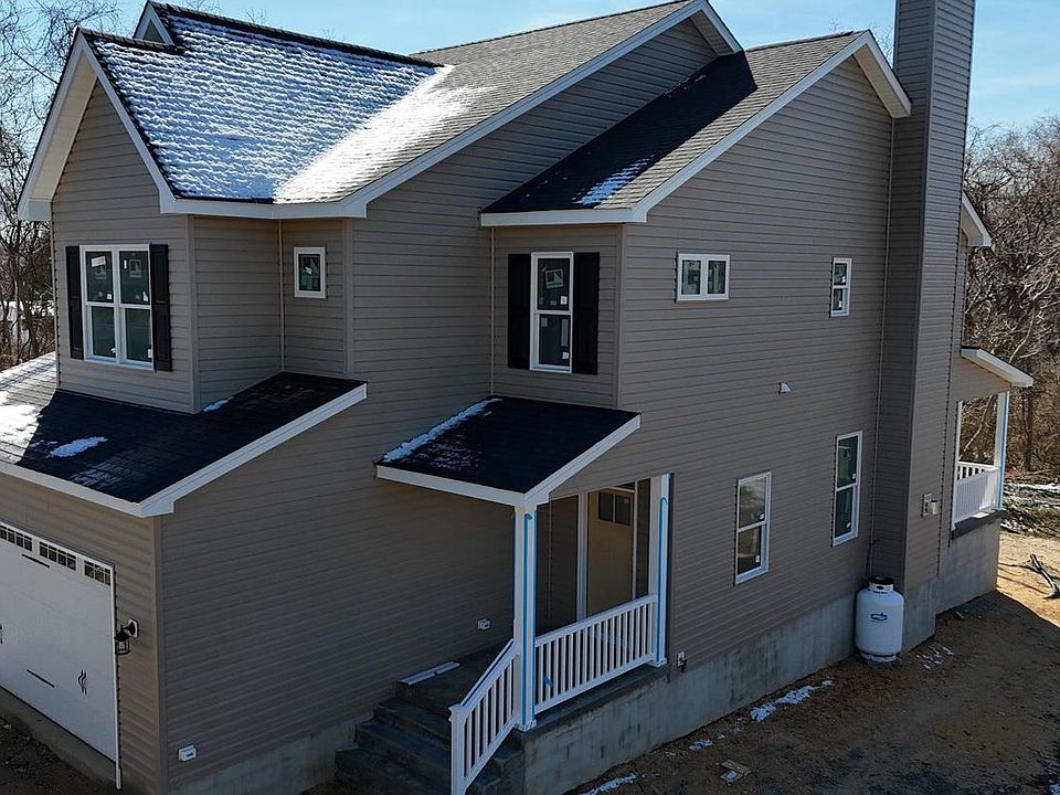 1st image of 23131 Meadow Rd