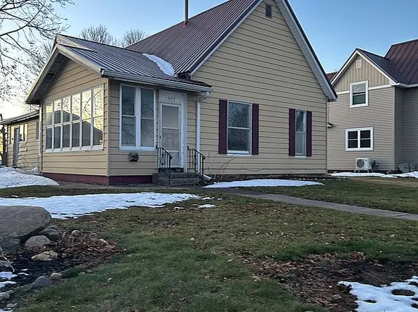 1604 5th Ave, Belle Plaine, IA 52208