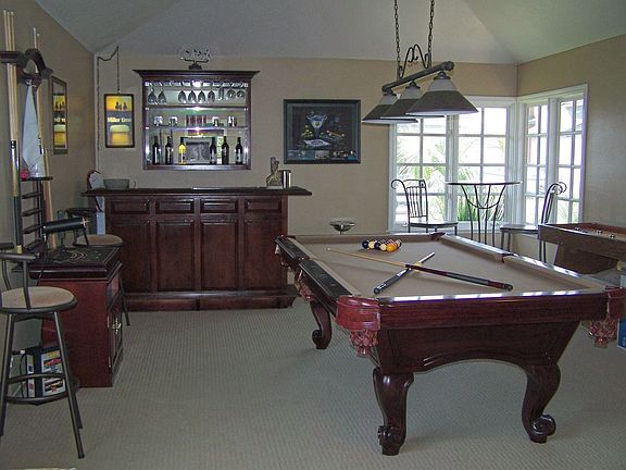 Living Rm/Game Rm