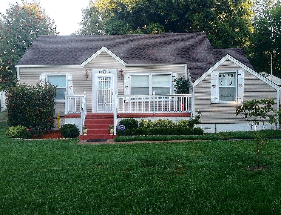1st image of 1607 S Smith St