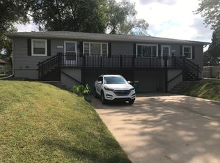 6009 E Richards Dr, Shawnee, KS 66216