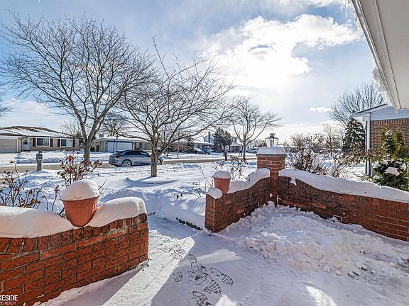 2nd image of 37755 Hacker Dr