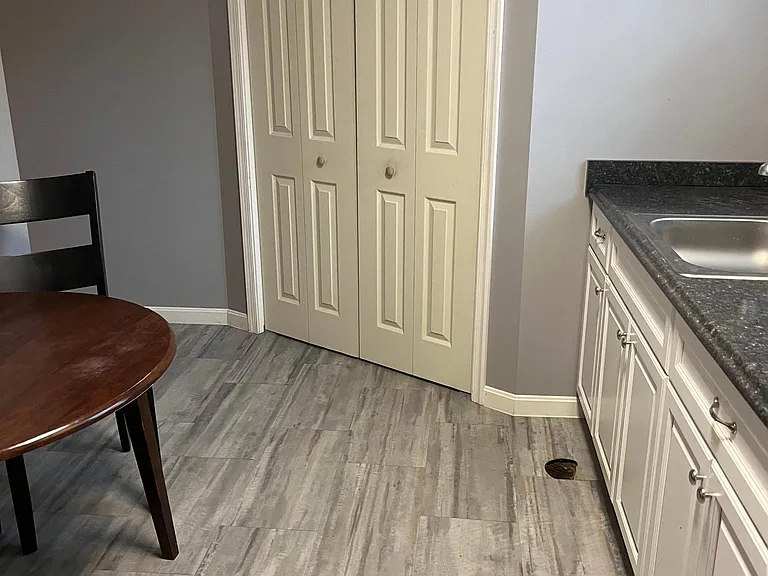 Tildenwood Ln — Photo 10