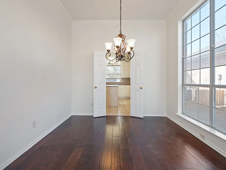 8513 Stetson Dr — Photo 11