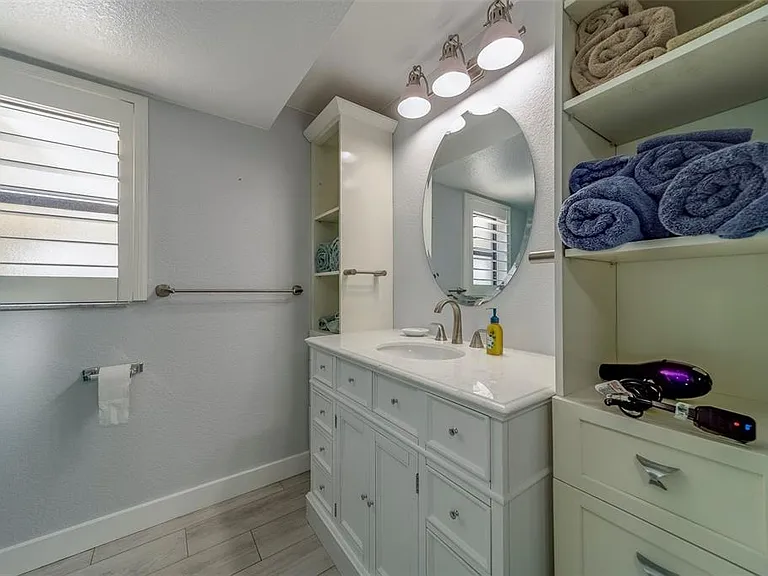 11650 Capri Cir S #105 — Photo 28
