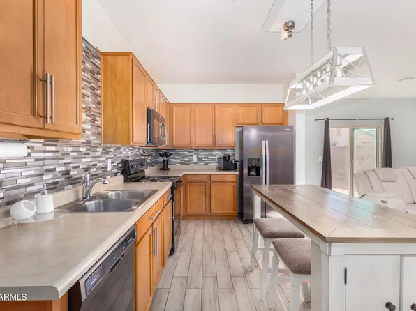 11527 W REDFIELD Road, El Mirage, AZ 85335