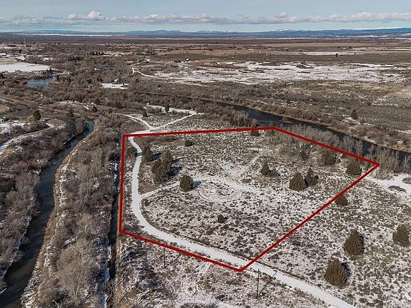 3rd image of 808 Fall River Springs Ln