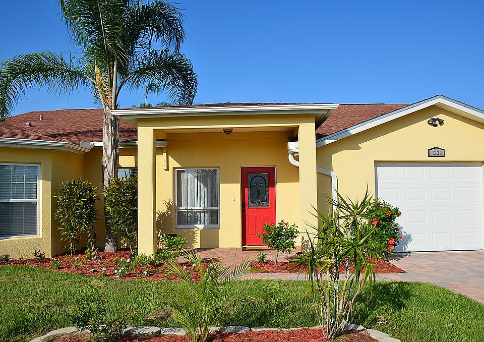 1st image of 1220 Chancellor Dr