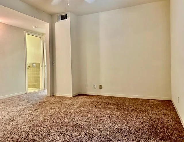 2800 Cole St #C204 — Photo 3