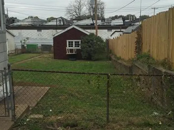 5207 Dewey Ave, Saint Louis, MO 63116