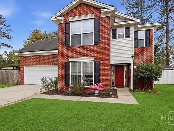 2nd image of 100 Poolside Lane