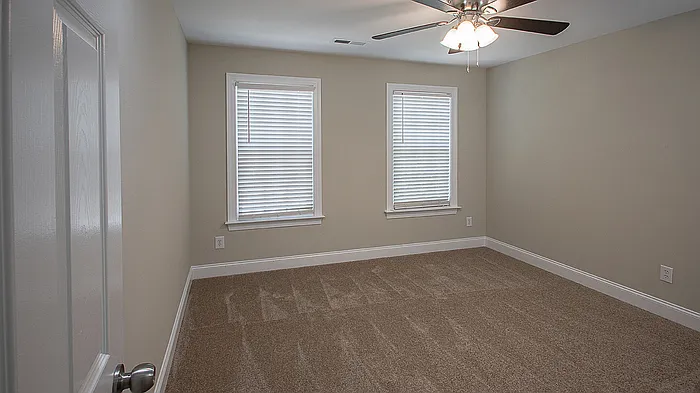 401 Hannah McKenzie Dr — Photo 23