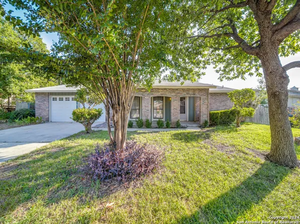 5111 El Capitan, San Antonio, TX 78233