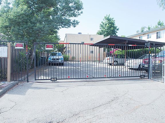 2nd image of 354 E Washington Ave #C