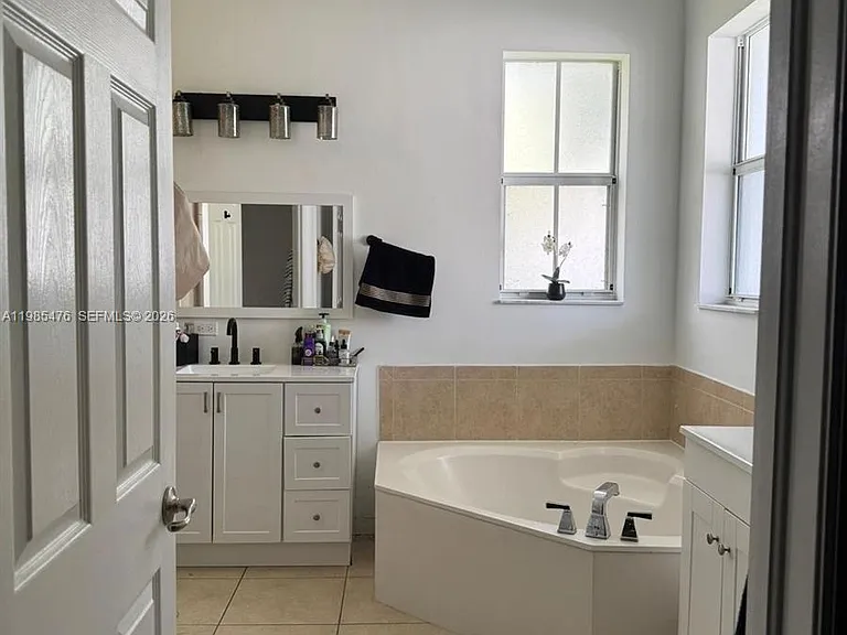 7414 NW 107th Ct — Photo 16
