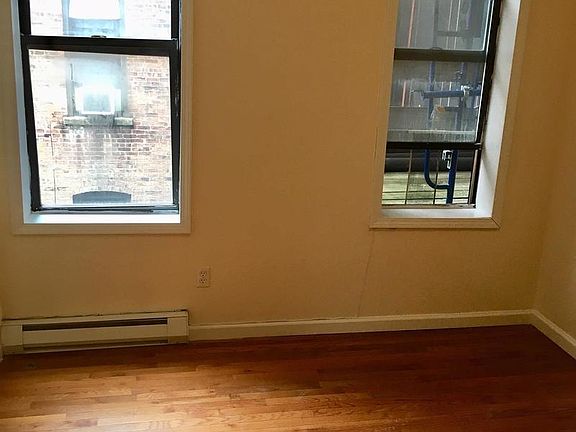 4th image of 214 W 109th St APT 4D