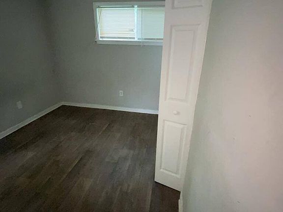 5th image of 928 Palm St