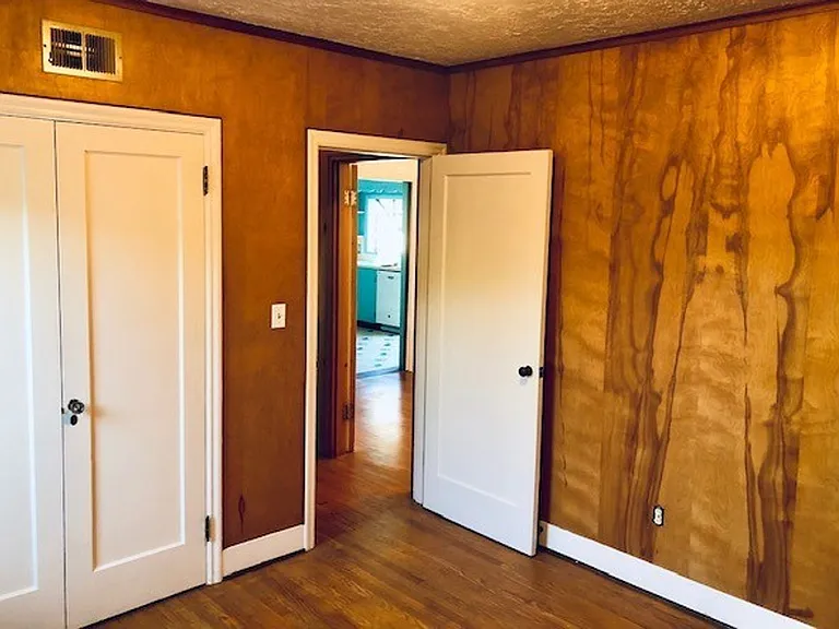 448 N Marion Ave — Photo 14