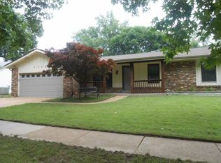 5724 Chatport Rd, Saint Louis, MO 63129