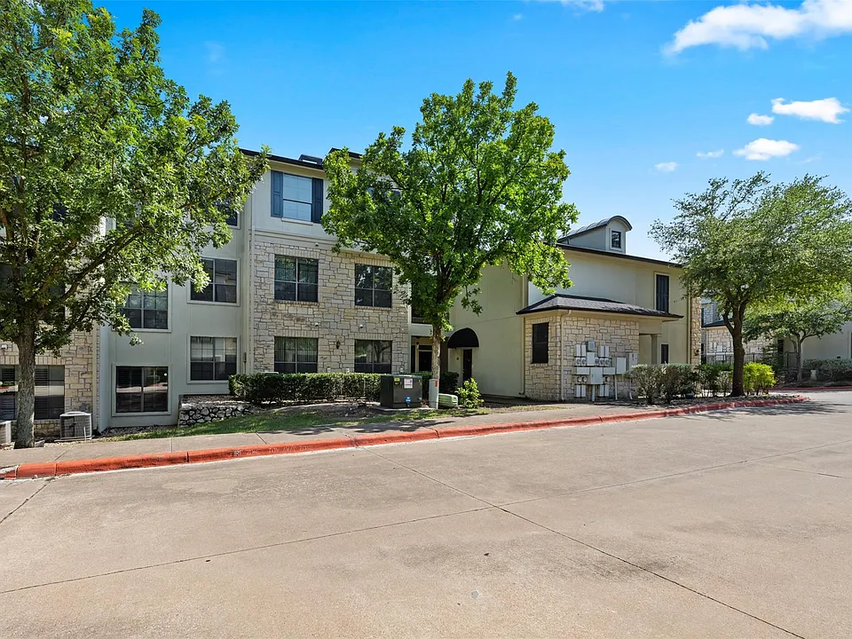 7701 Rialto Blvd #1433