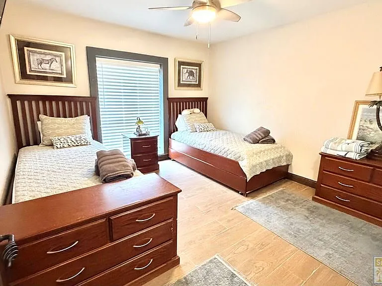 106 W Morningside Dr #B — Photo 21