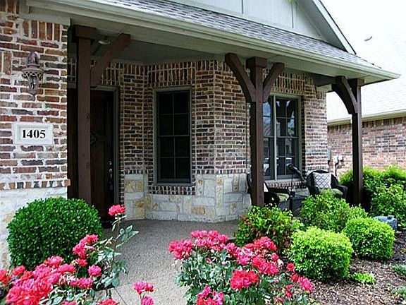 2nd image of 1405 Hackett Creek Dr