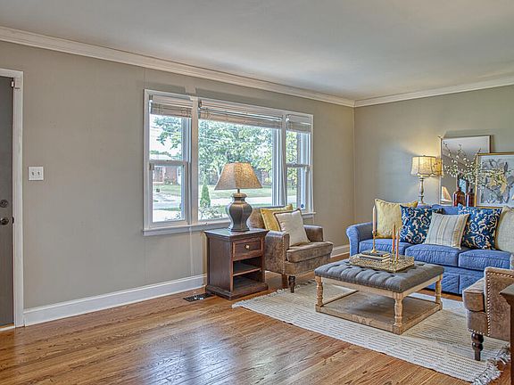 2nd image of 858 Greenland Ave