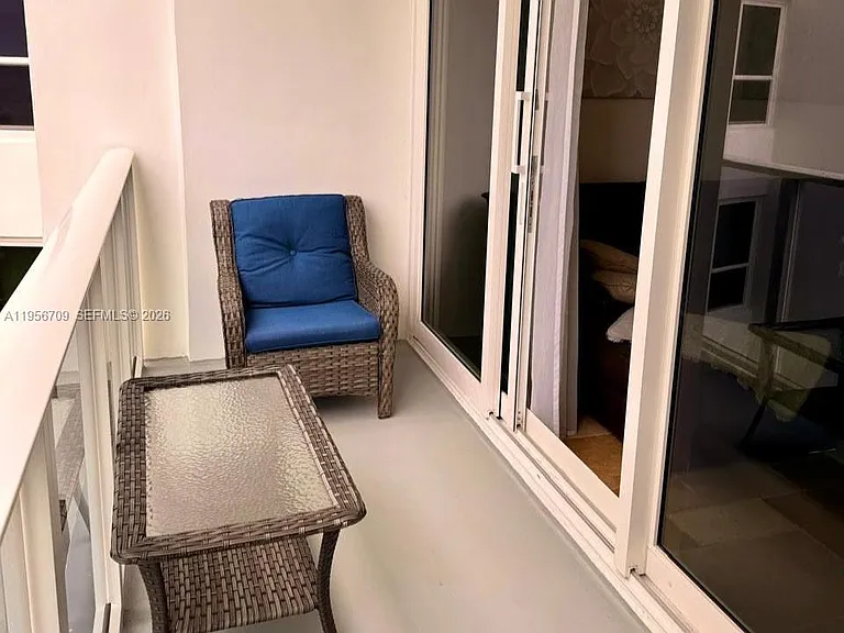 3505 S Ocean Dr #619 — Photo 11