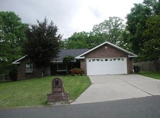 308 Sunset Bay Rd, Hot Springs, AR 71913