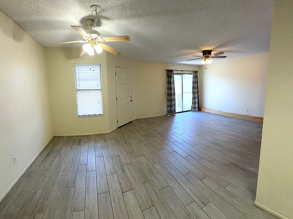 2040 S Longmore Ave #28