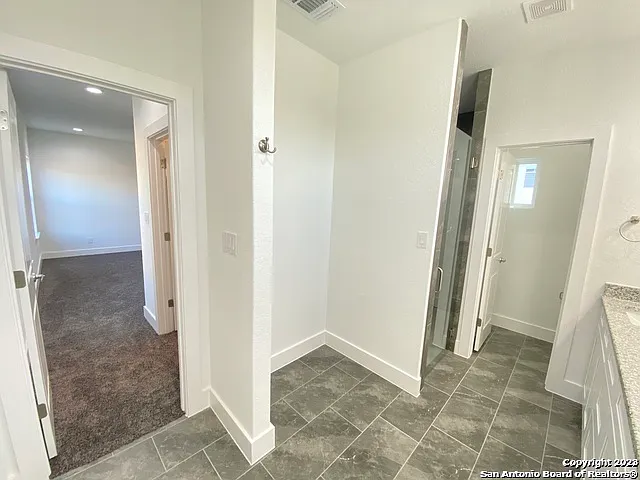 2126 Village Pkwy — Photo 15