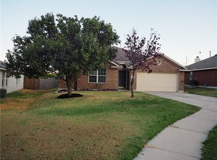 904 Rosemont Ct, Leander, TX 78641