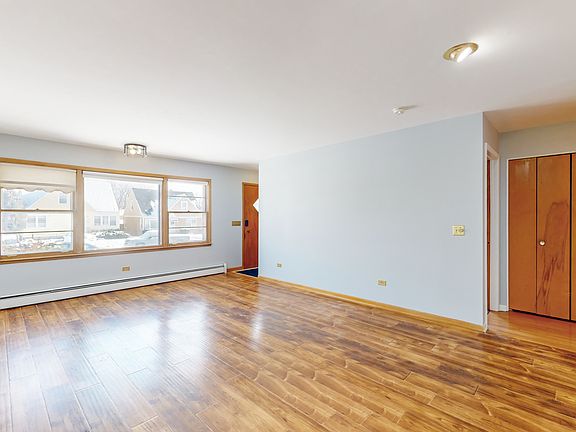 4th image of 3314 Lincoln St