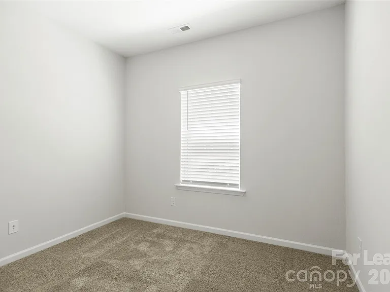 7113 Brookview Ln — Photo 33