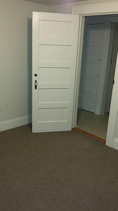 2nd image of 15 Murray St #3