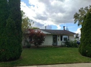 418 Fenton Ave, Romeoville, IL 60446