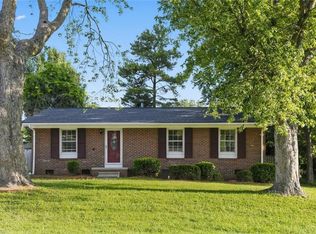 2110 Kylemore Dr, Greensboro, NC 27406