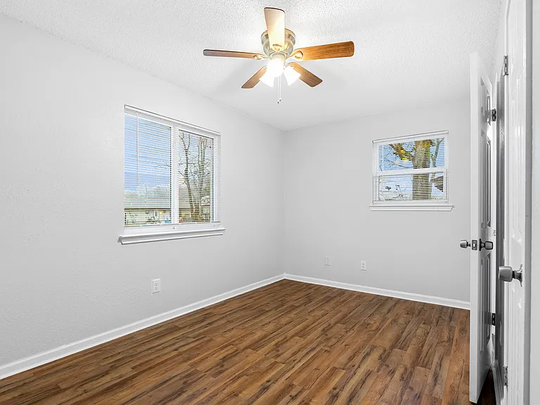 10511 Man O War Ave #A — Photo 14