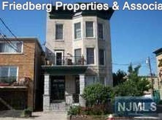 200 Highpoint Ave APT 2, Weehawken, NJ 07086