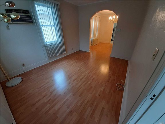 4th image of 244-36 88th Dr