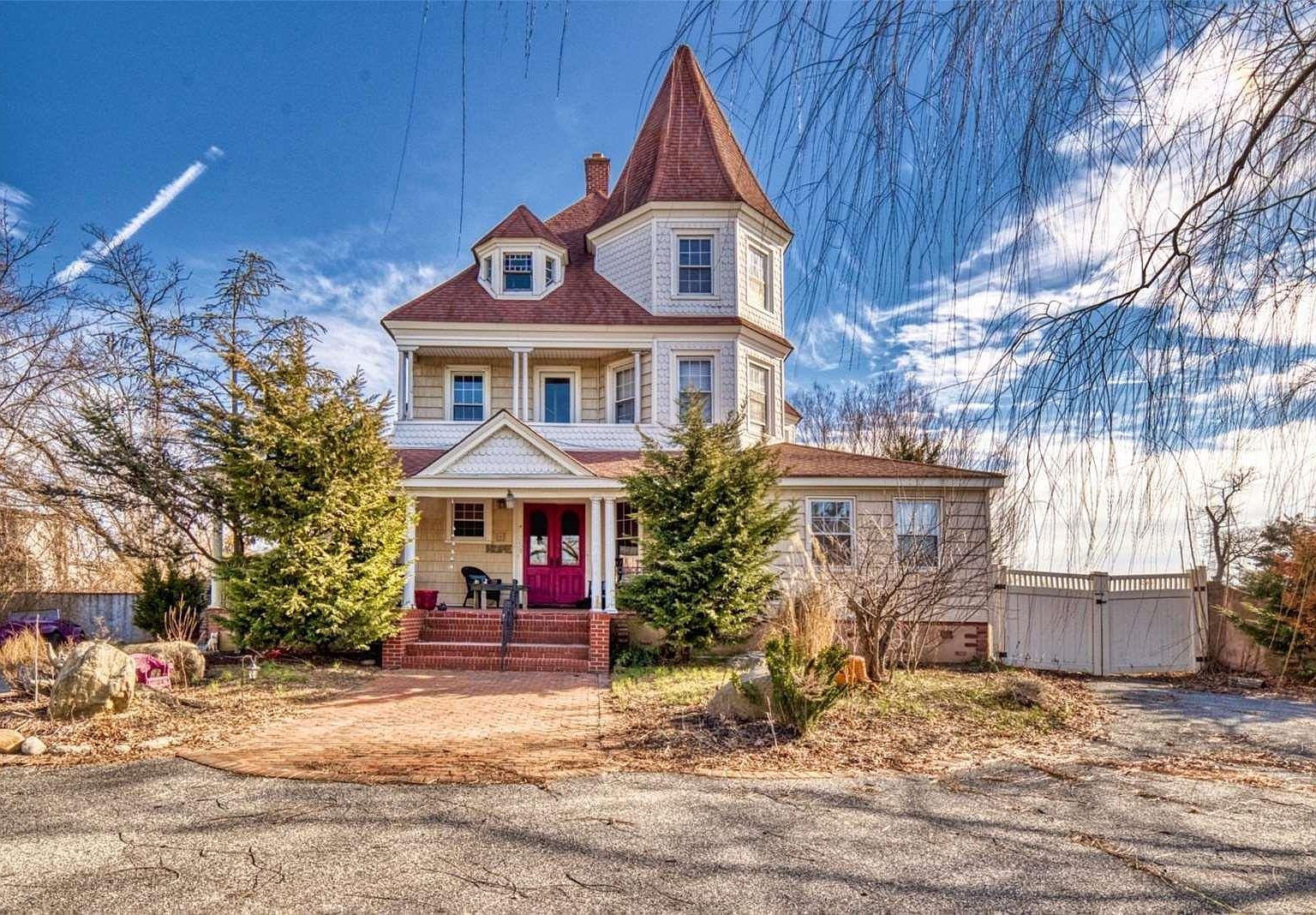 250 Clocks Boulevard, Massapequa, NY 11758 | Zillow