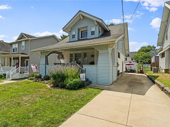 528 Parkview Ave, Barberton, OH 44203