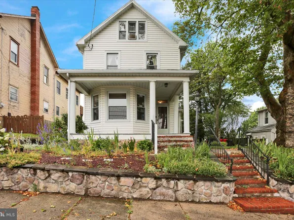 55 E Summit St, Mohnton, PA 19540