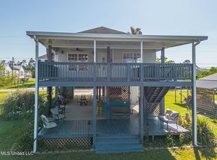 5036 Utah St, Bay Saint Louis, MS 39520