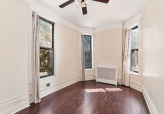 2nd image of 106 Linden Blvd #2
